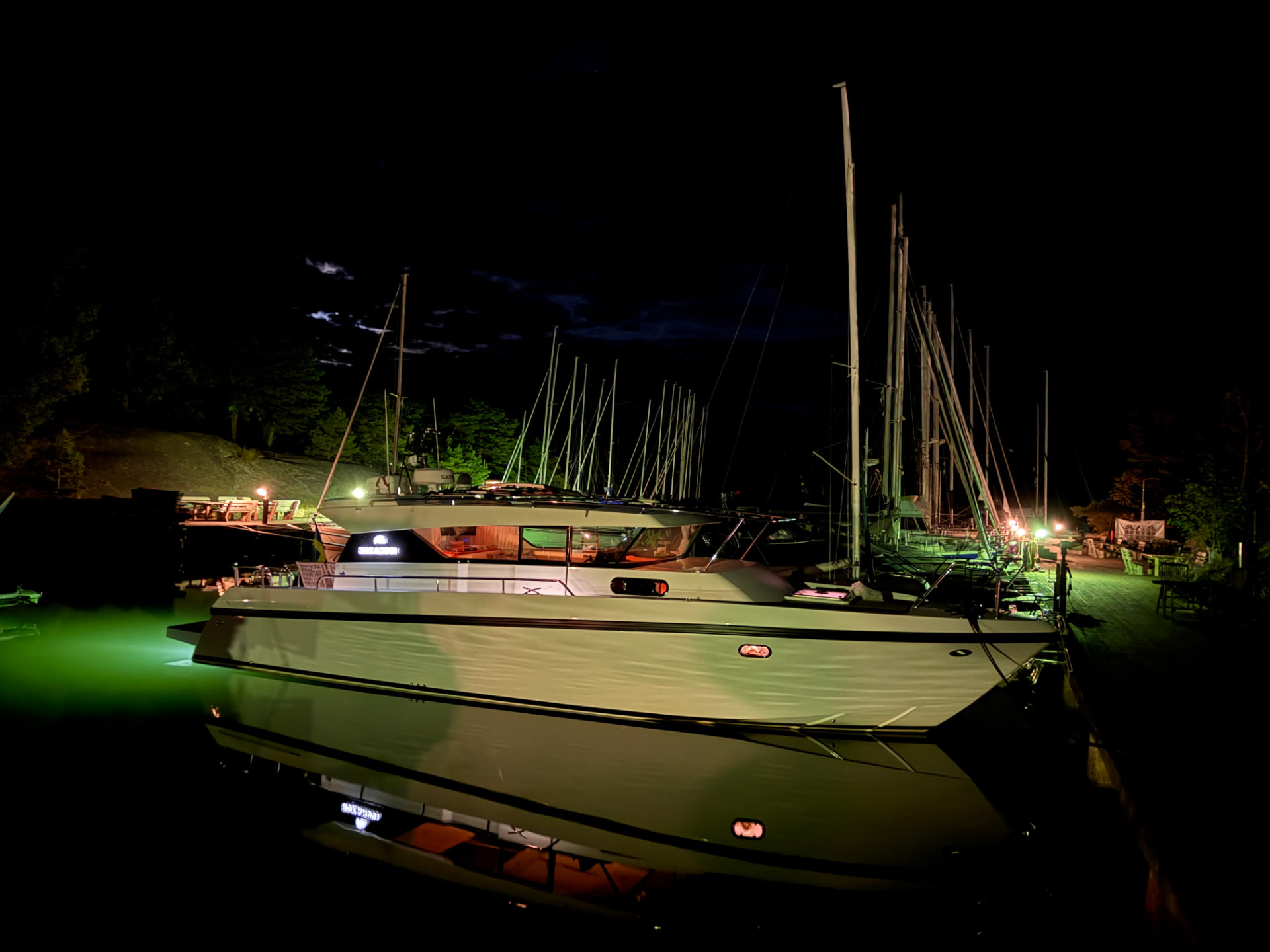 Delta 400 SW after custom olive wrap with illuminated nameboard